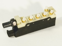 W220 11805 W220 Блок клапанов 2203200258